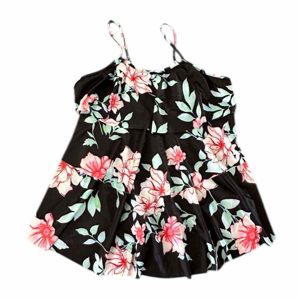 Floral Women’s Tankini Top - Black and Pink Size XXL - Pre-Loved - PTP 16”